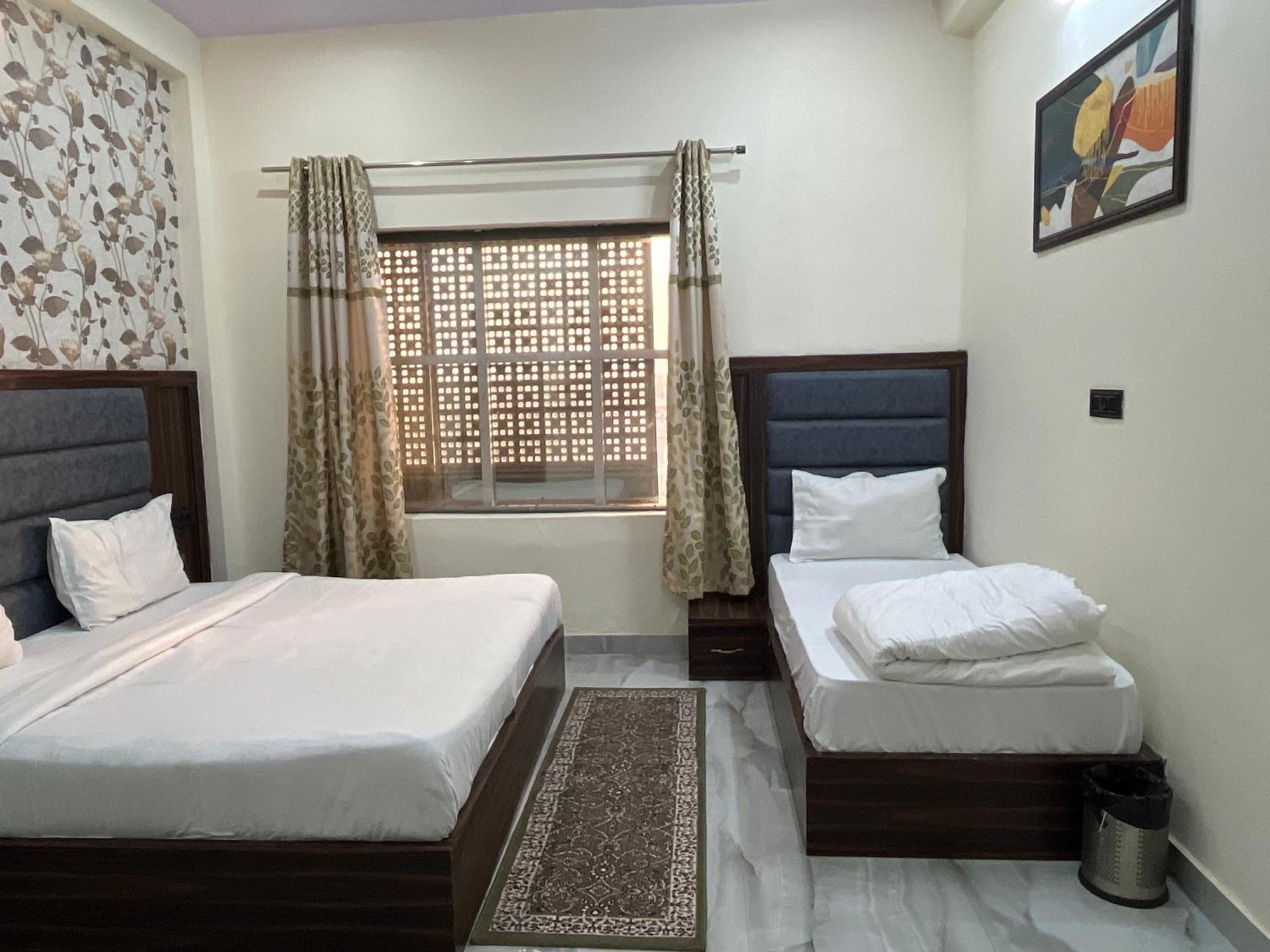 Hotel Snow White Budget Family Rooms - In House Parking - 5G Wifi- Gyser Facility Tājganj Exteriér fotografie